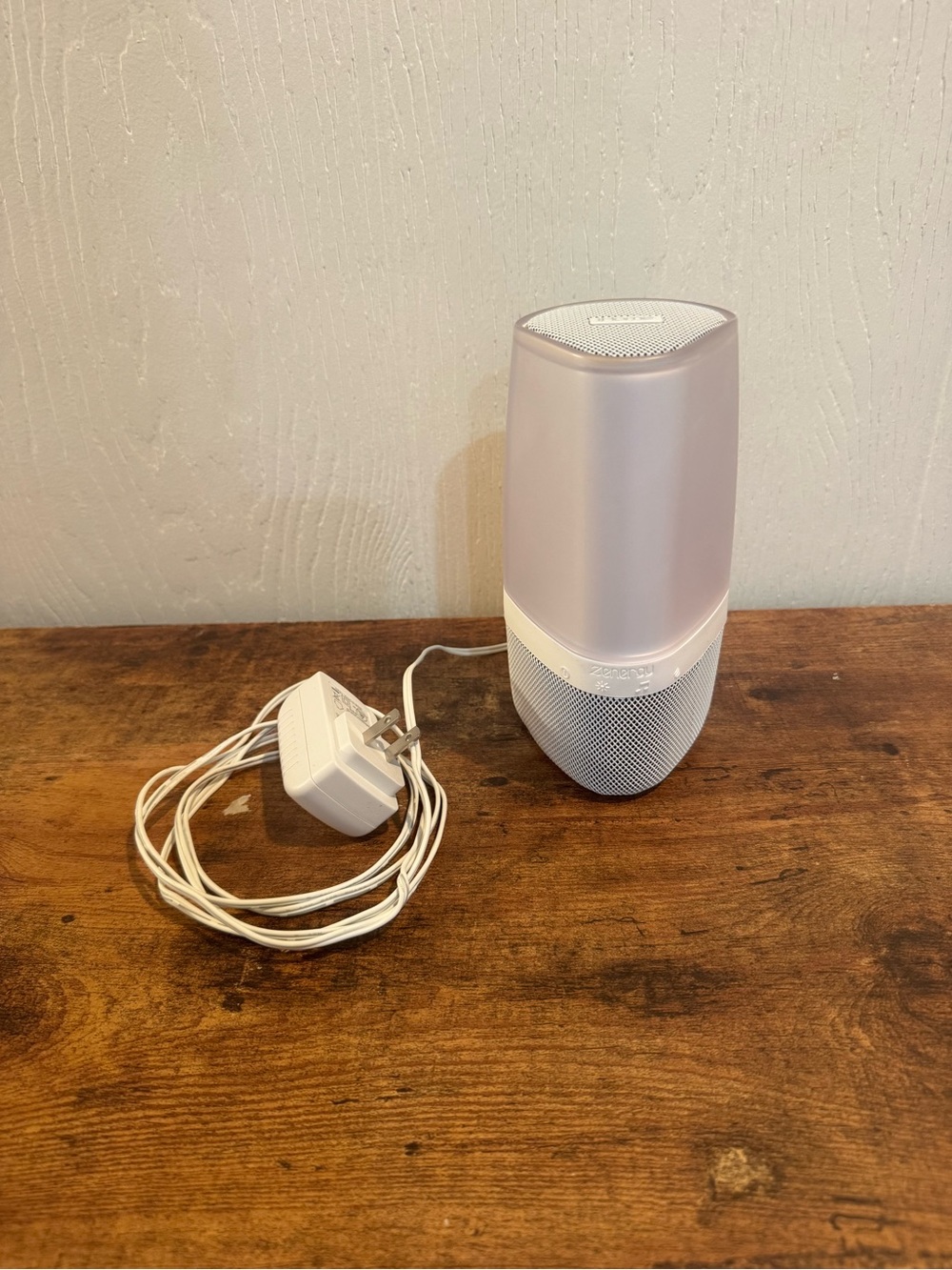 White Speaker, Sound Spa and Diffuser with Lights